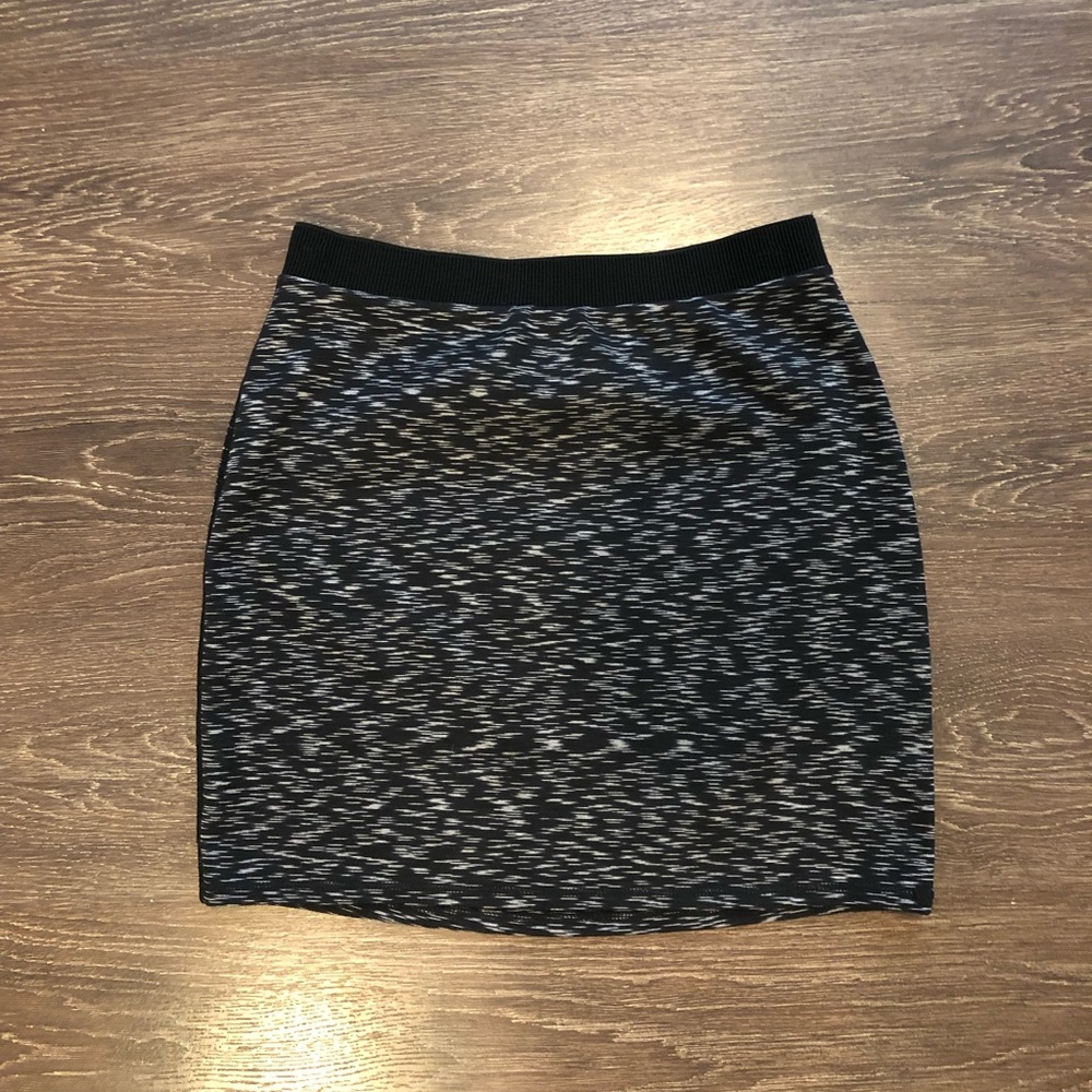 Urban Outfitters Silence + Noise mini skirt, M